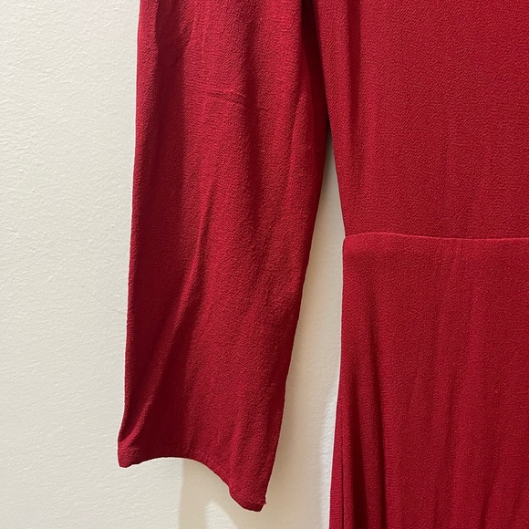 Reformation Alma Dress in Crimson, Size 2 - Picture 7 of 12